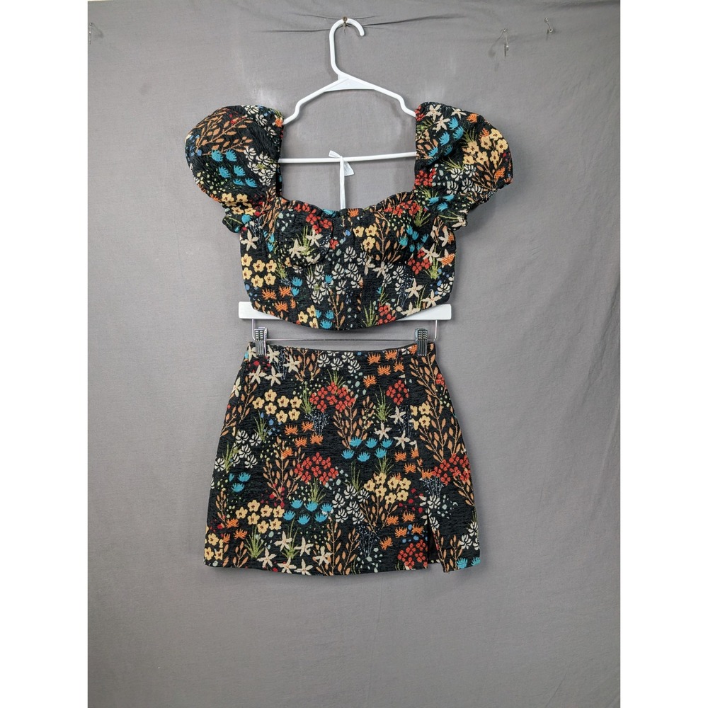 Storia Floral Tapestry Two Piece Set Crop Top and Mini Skirt Small Black Multi